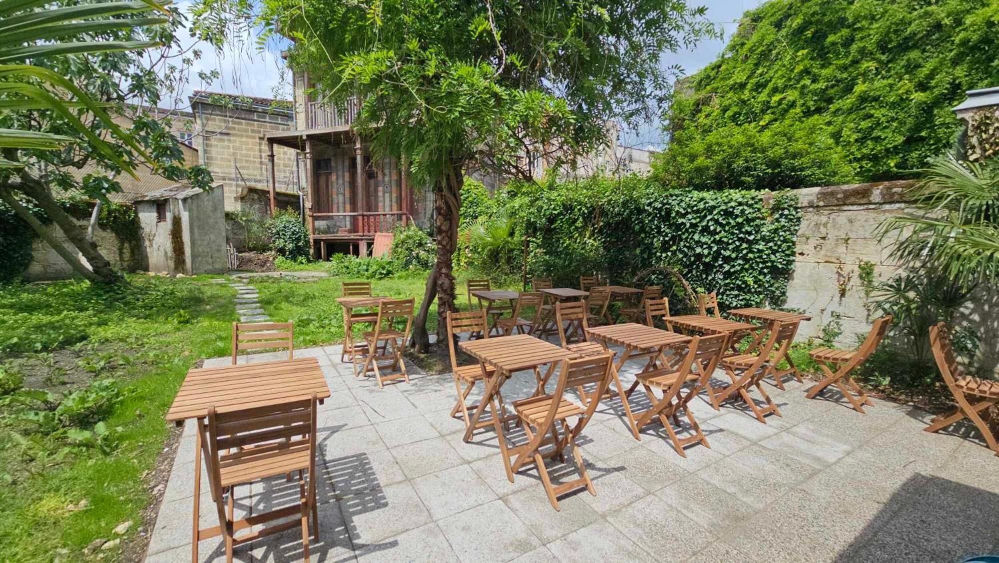 Le Jardin Cafe Bed & Breakfast Bordeaux Dış mekan fotoğraf