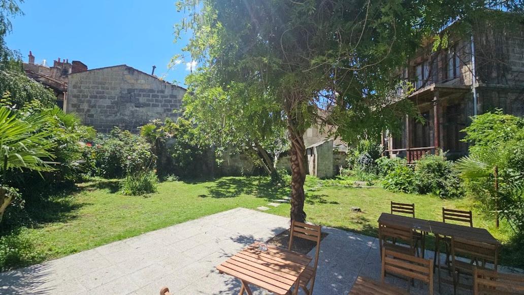 Le Jardin Cafe Bed & Breakfast Bordeaux Dış mekan fotoğraf